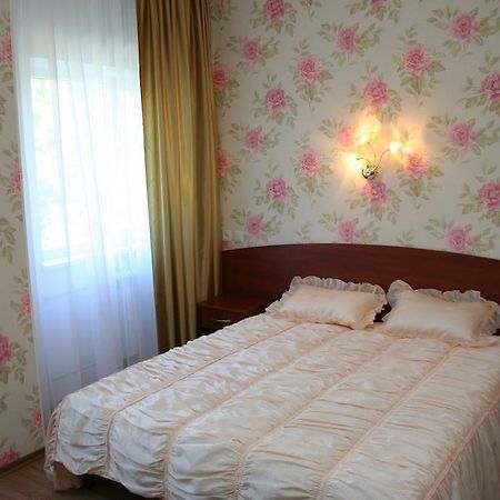 Hotel Aleksandria Charkov Pokoj fotografie